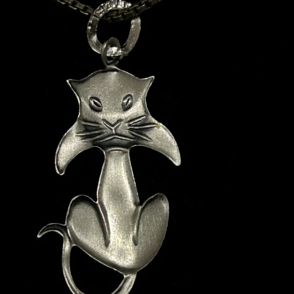 Vintage Sterling Silver Beau Cat Pendant - Picture 3 of 9